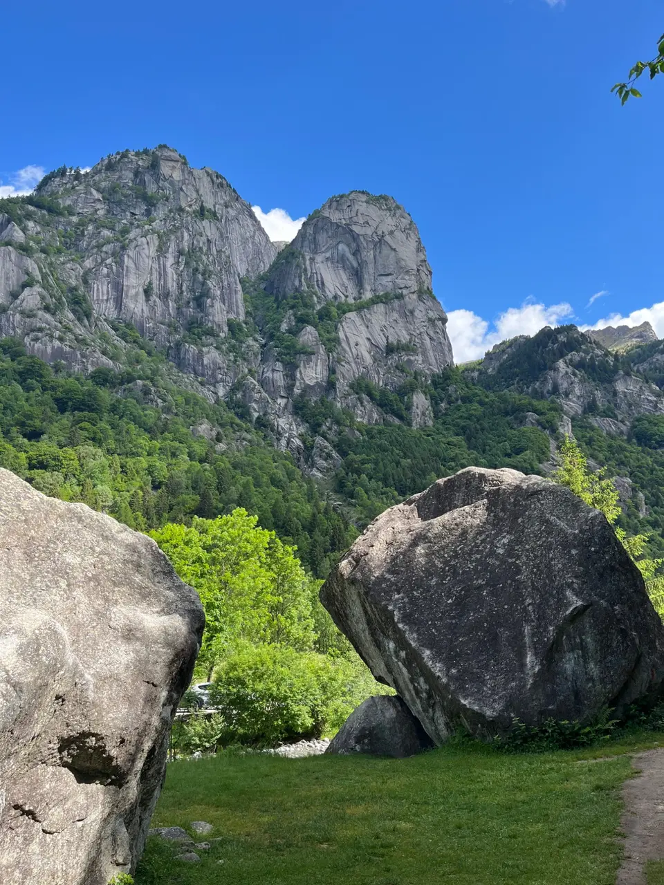 Val di Mello - foto 01 della galleria.